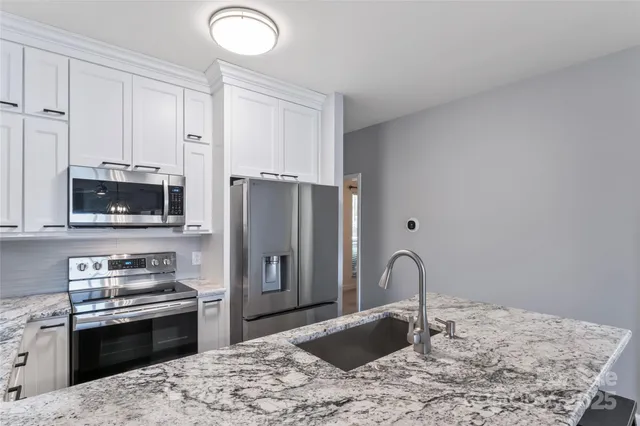 $544,999 | 18840 Nautical Drive, Unit 65, Cornelius, NC 28031