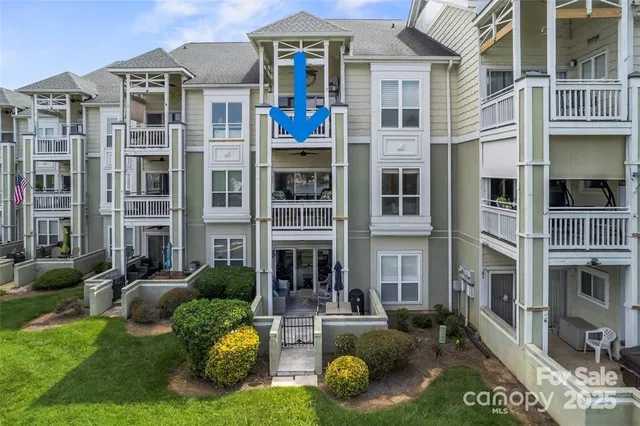 $544,999 | 18840 Nautical Drive, Unit 65, Cornelius, NC 28031