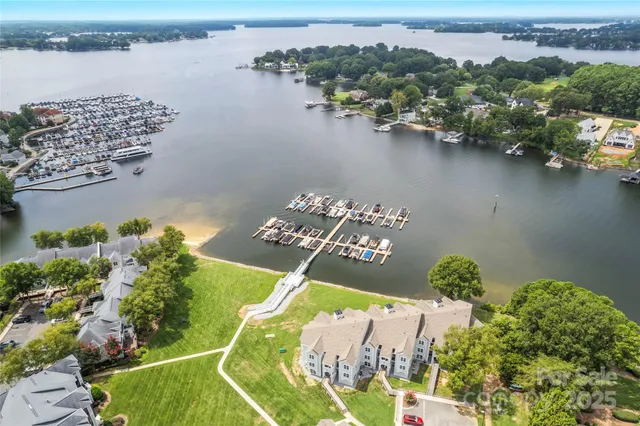 $544,999 | 18840 Nautical Drive, Unit 65, Cornelius, NC 28031