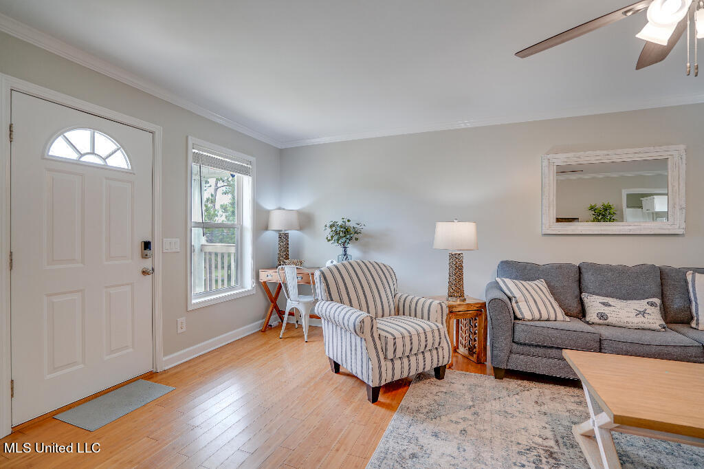 222 Walthall Street Pass Christian, MS 39571 - Photo 6 of 22 05