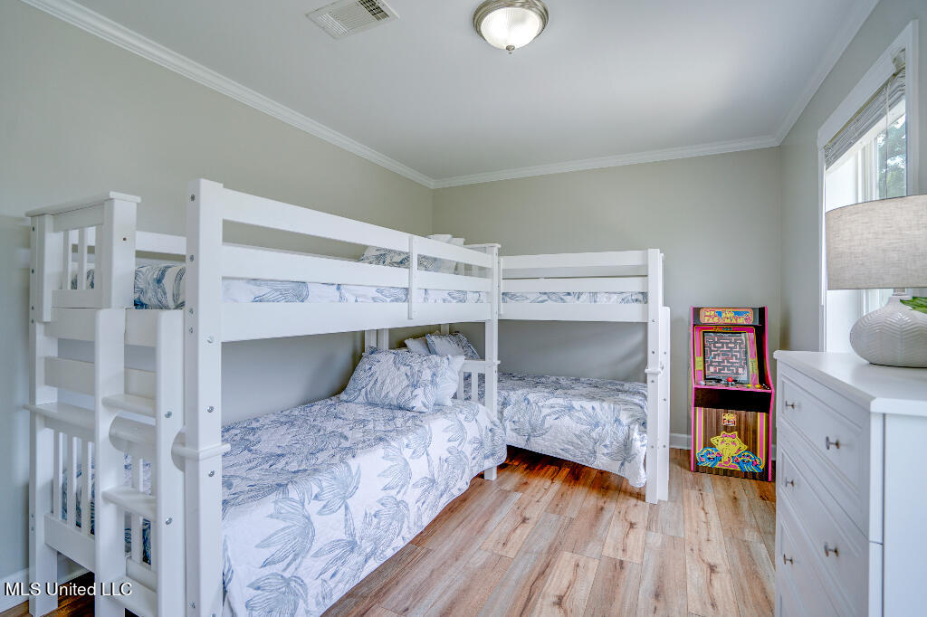 222 Walthall Street Pass Christian, MS 39571 - Photo 8 of 22 07
