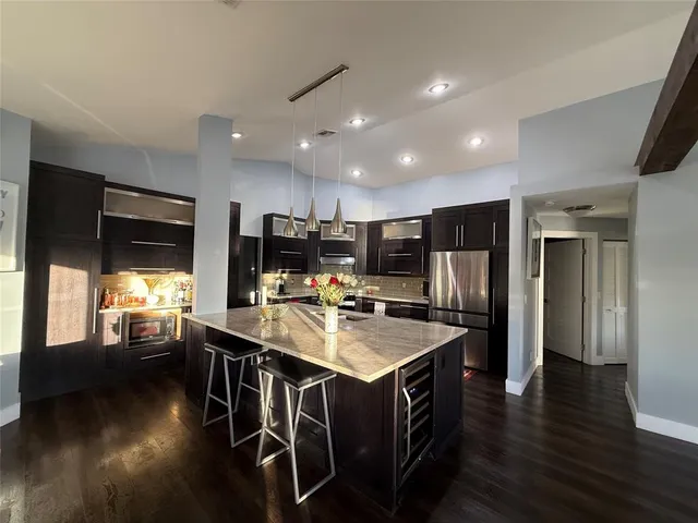 $1,225,500 | 2702 East Orchard Circle, Davie, FL 33328