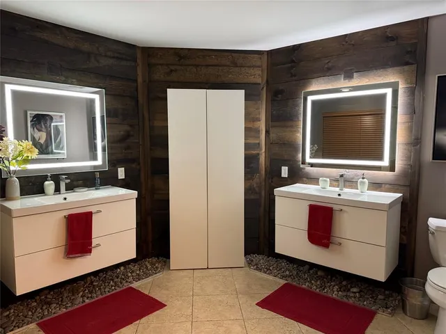 $1,225,500 | 2702 East Orchard Circle, Davie, FL 33328