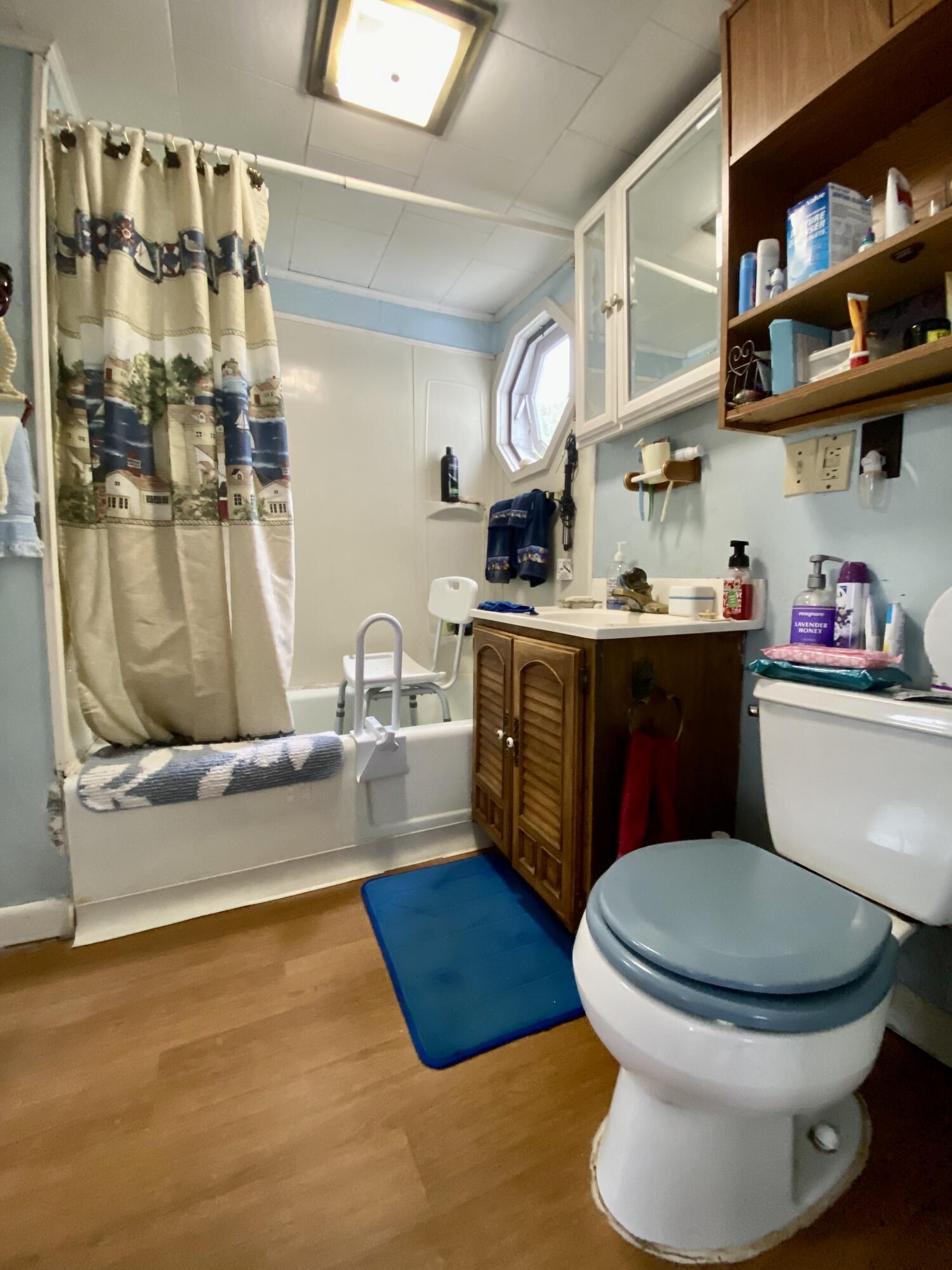 409 Stetson Road West Levant, ME 04456 - Photo 16 of 29 Full Bathroom