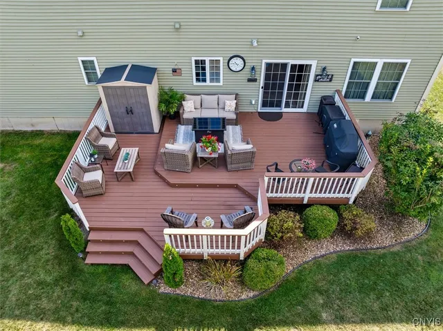 $585,000 | 6502 Brian Street, Marcy, NY 13403