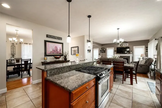 $585,000 | 6502 Brian Street, Marcy, NY 13403