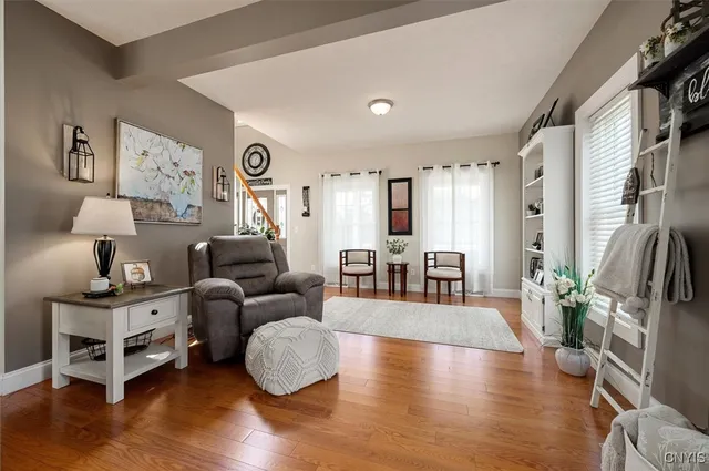 $585,000 | 6502 Brian Street, Marcy, NY 13403