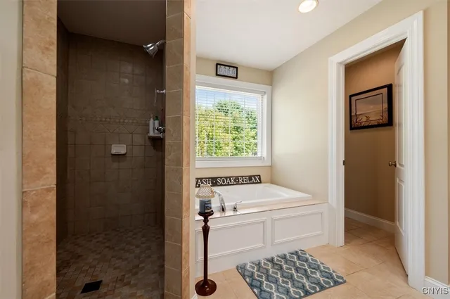 $585,000 | 6502 Brian Street, Marcy, NY 13403