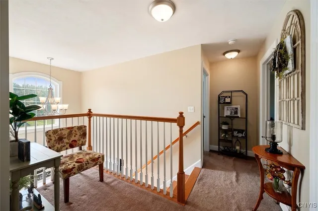 $585,000 | 6502 Brian Street, Marcy, NY 13403