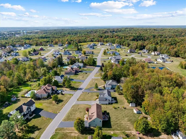 $585,000 | 6502 Brian Street, Marcy, NY 13403