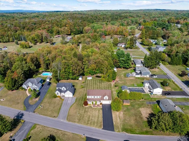 $585,000 | 6502 Brian Street, Marcy, NY 13403