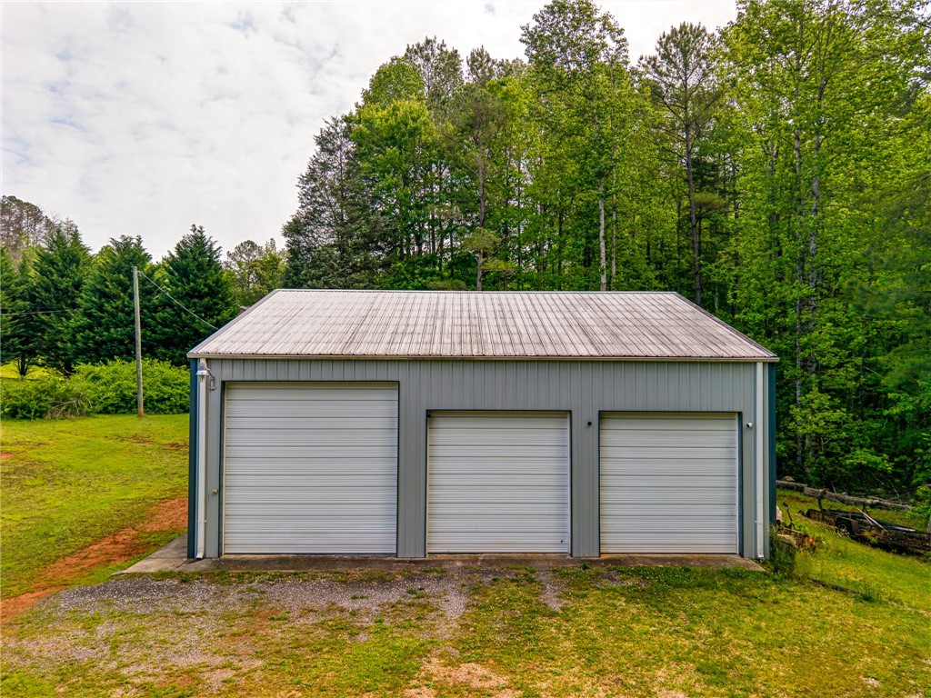 698 Mt Bethel Road Sunset, SC 29685 - Photo 24 of 44 6 Bay Garage
40 Ft x 40 Ft