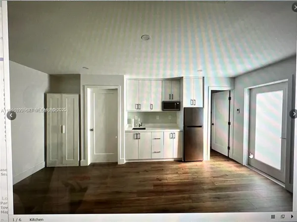 $1,300 | Laguna Ponds, Miami, FL 33177