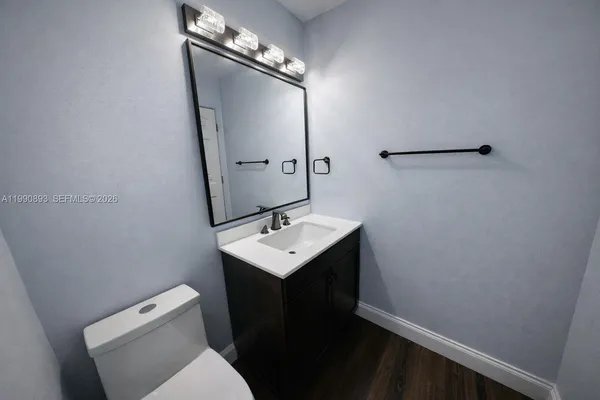 $1,300 | Laguna Ponds, Miami, FL 33177