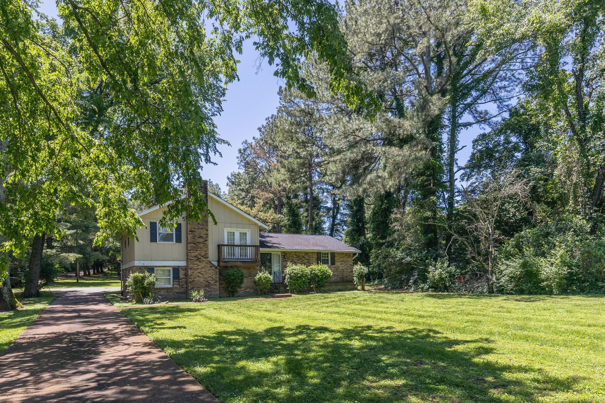 705 Hogan Road Nashville, TN 37220 - Photo 1 of 34 Gallery Image 1
