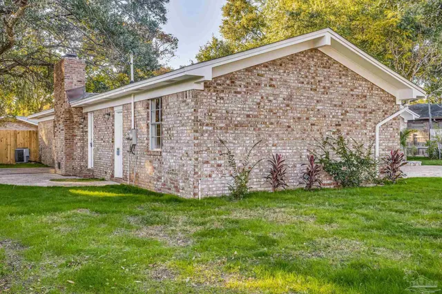 $349,900 | 319 North 57th Avenue, Pensacola, FL 32506