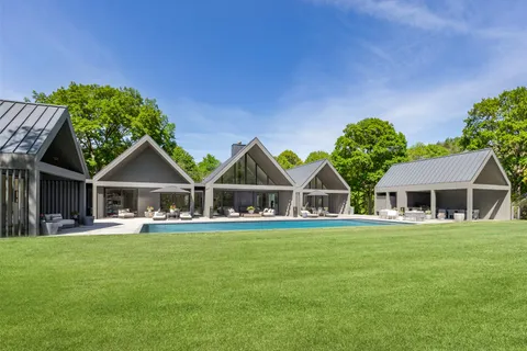 $5,395,000 | 9 Margarets Drive, Shelter Island, NY 11964