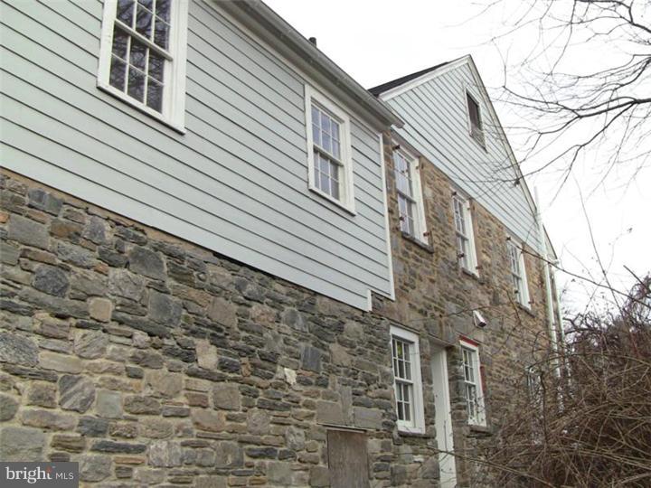 501 Latmer Road Merion Station, PA 19066 - Photo 5 of 15 Exterior Side