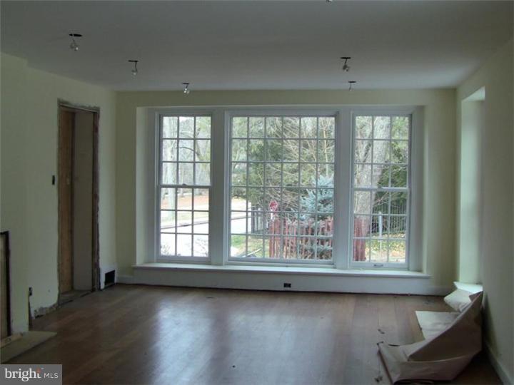 501 Latmer Road Merion Station, PA 19066 - Photo 7 of 15 Living Room
