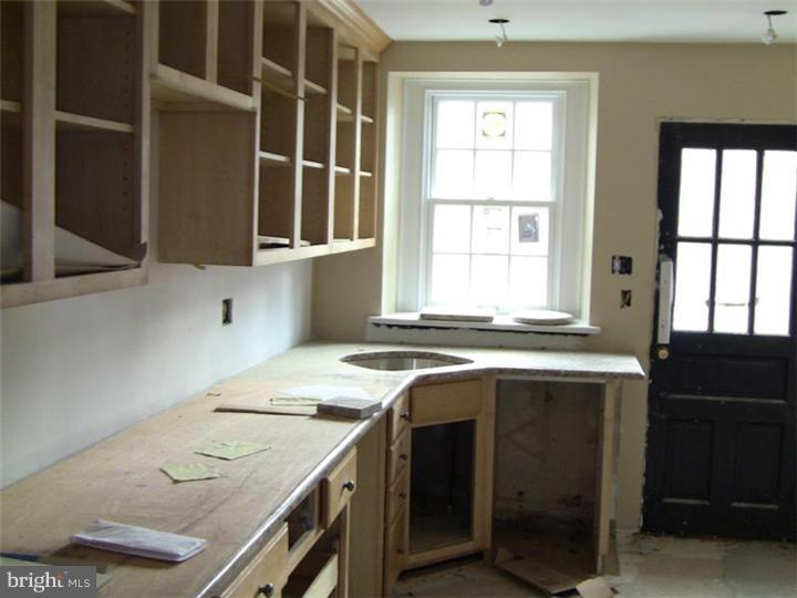 501 Latmer Road Merion Station, PA 19066 - Photo 10 of 15 Kitchen