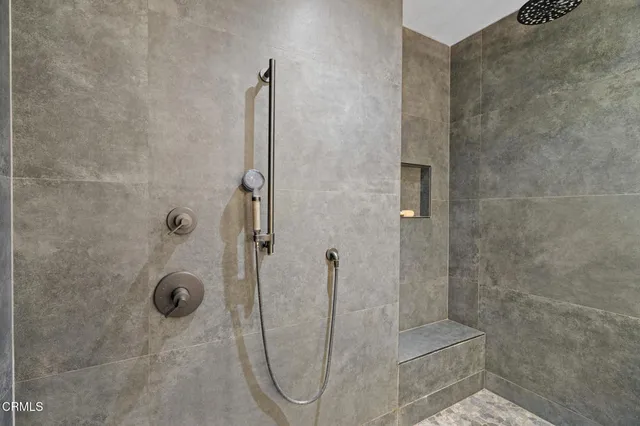 $2,299,000 | 432 North Oakhurst Drive, Unit 104, Beverly Hills, CA 90210