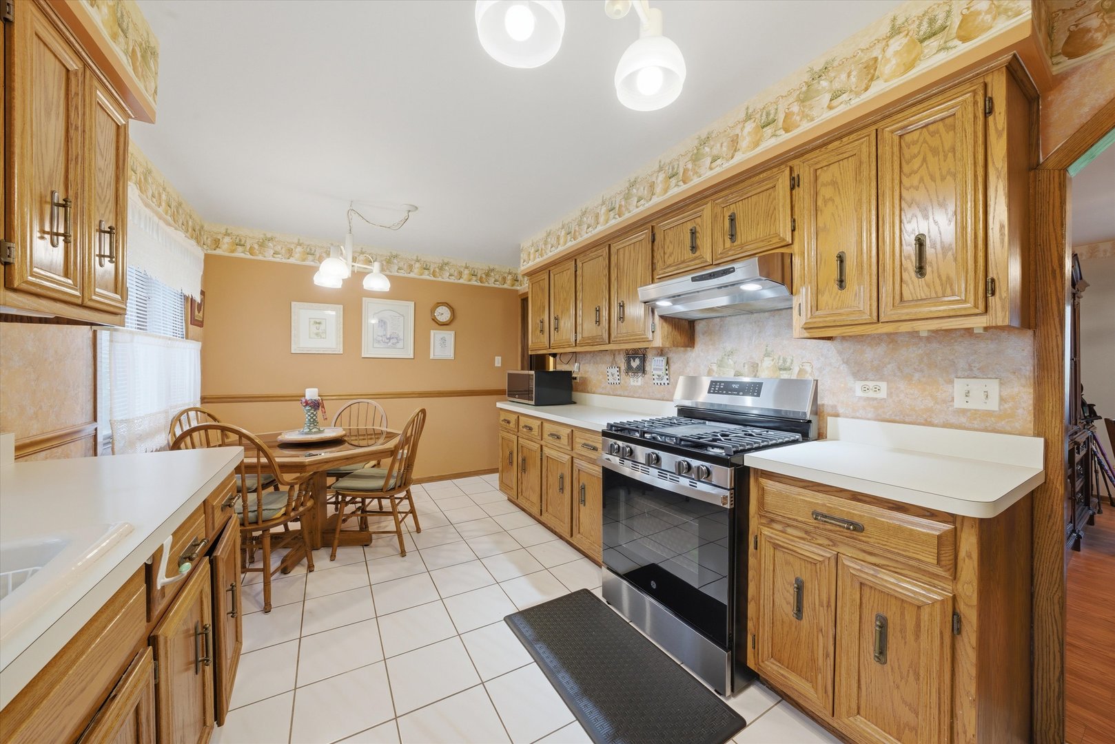 1026 South Schoolhouse Road New Lenox, IL 60451 - Photo 11 of 36