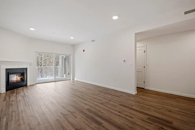 $540,000 | 16 Twin Tip Terrace, Unit 2, Lincoln, NH 03251