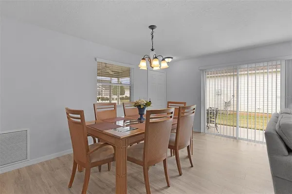 $300,000 | 2050 Fairview Lane, The Villages, FL 32162