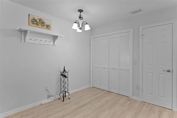 $300,000 | 2050 Fairview Lane, The Villages, FL 32162