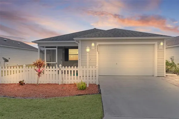 $300,000 | 2050 Fairview Lane, The Villages, FL 32162