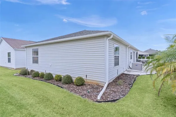 $300,000 | 2050 Fairview Lane, The Villages, FL 32162