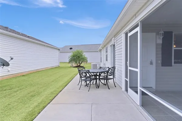 $300,000 | 2050 Fairview Lane, The Villages, FL 32162