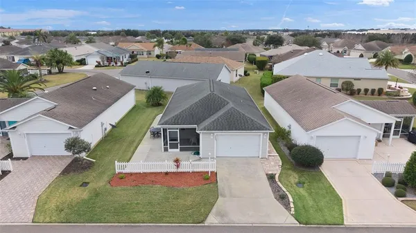 $300,000 | 2050 Fairview Lane, The Villages, FL 32162