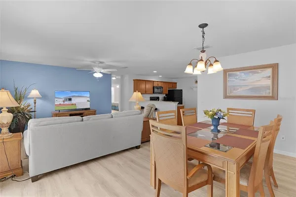 $300,000 | 2050 Fairview Lane, The Villages, FL 32162