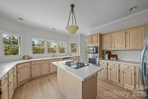 $900,000 | 7520 Celtic Court, Charlotte, NC 28277