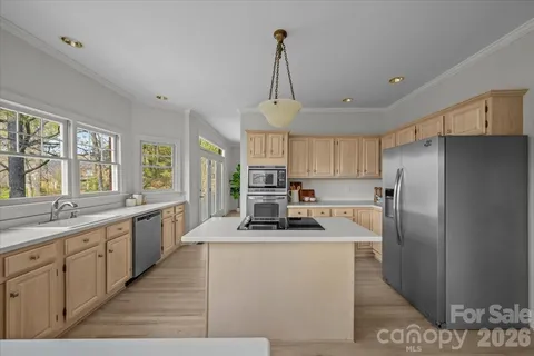 $900,000 | 7520 Celtic Court, Charlotte, NC 28277