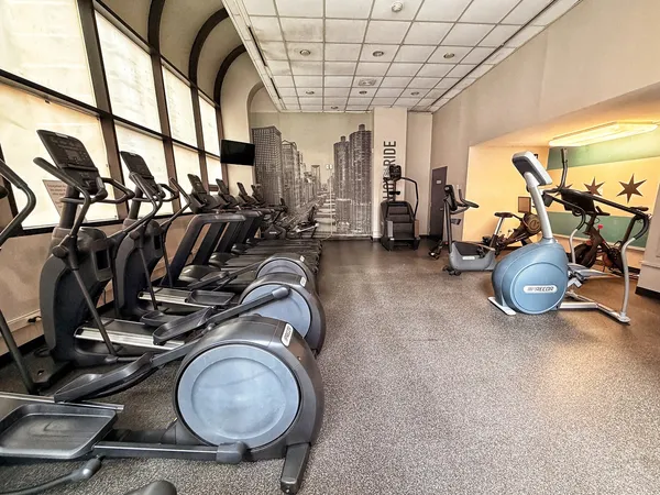 $269,000 | 211 East Ohio Street, Unit 1804, Chicago, IL 60611