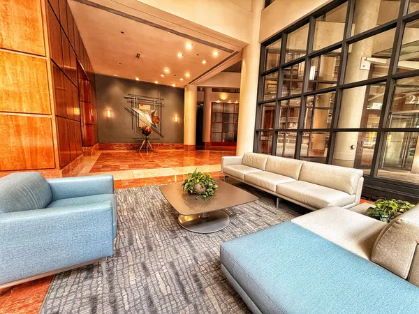 $269,000 | 211 East Ohio Street, Unit 1804, Chicago, IL 60611