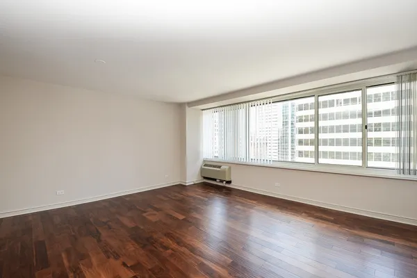 $269,000 | 211 East Ohio Street, Unit 1804, Chicago, IL 60611