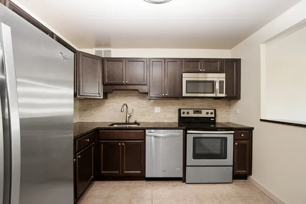 $269,000 | 211 East Ohio Street, Unit 1804, Chicago, IL 60611