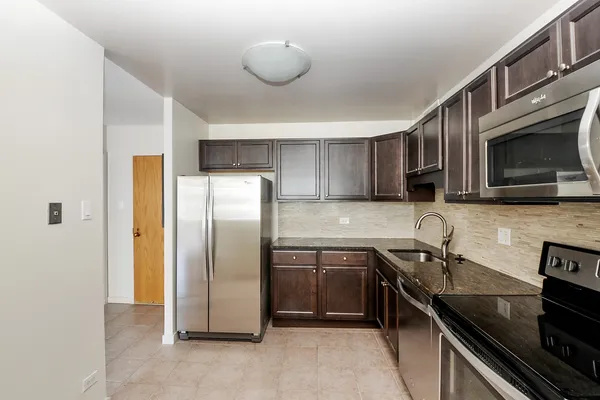 $269,000 | 211 East Ohio Street, Unit 1804, Chicago, IL 60611