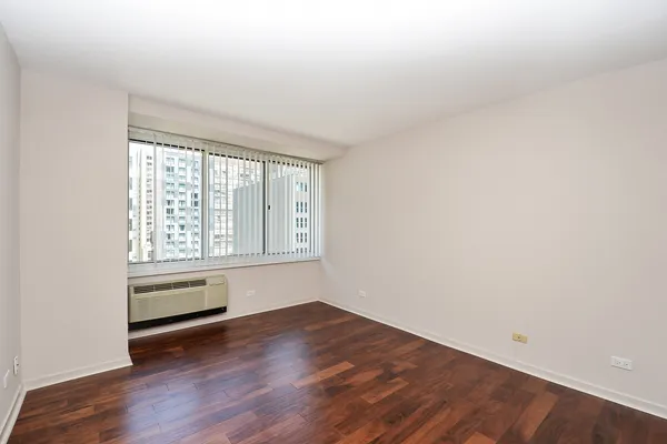 $269,000 | 211 East Ohio Street, Unit 1804, Chicago, IL 60611