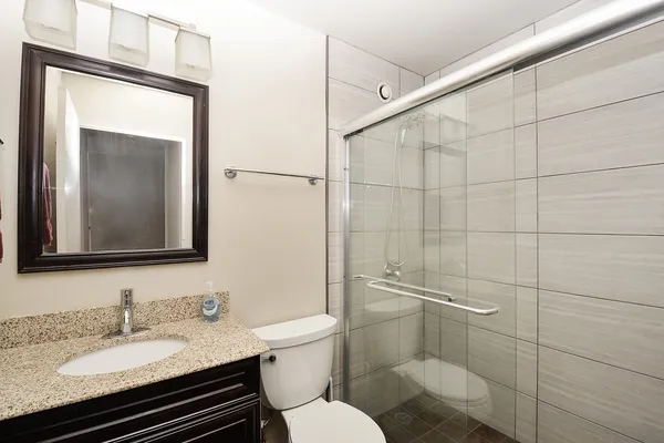 $269,000 | 211 East Ohio Street, Unit 1804, Chicago, IL 60611