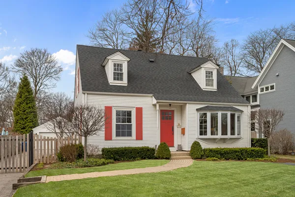 $925,000 | 1213 Dartmouth Street, Wilmette, IL 60091