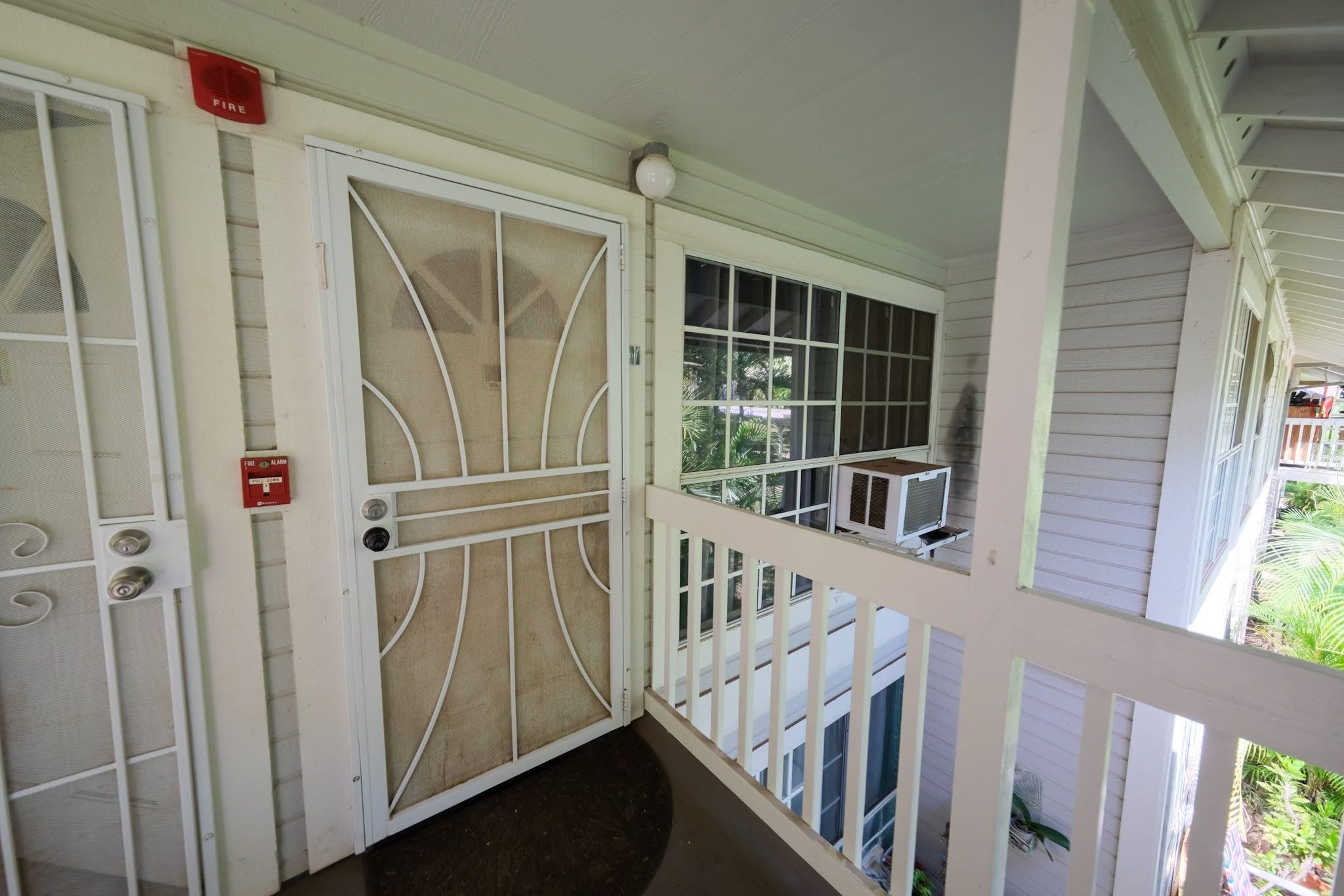 160 Keonekai Road, Unit 13206 Kihei, HI 96753 - Photo 13 of 14 a view of balcony with stairs