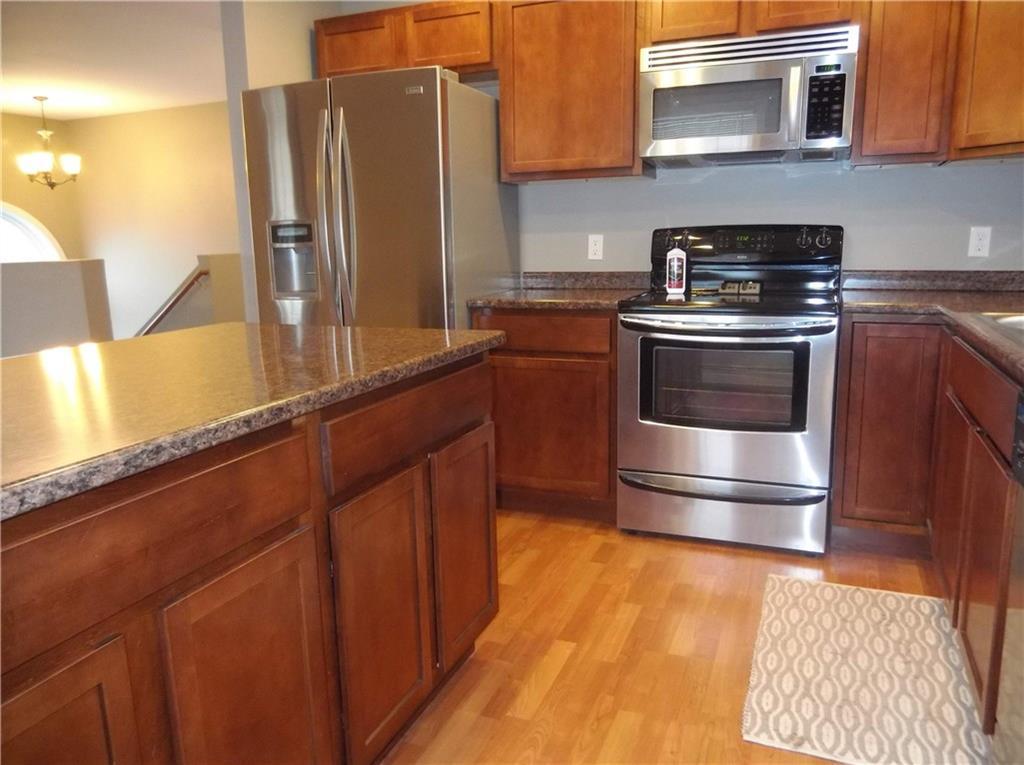 37 Wellesley Way Bangor, ME 04401 - Photo 2 of 19 Photo