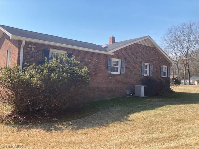 120 North Edgewood Road Eden, NC 27288 - Photo 2 of 9 Gallery Image 2