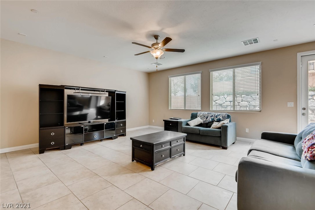 320 Summit Shadow Street Henderson, NV 89015 - Photo 4 of 49