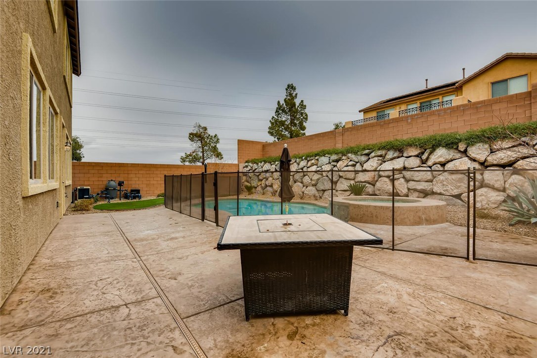 320 Summit Shadow Street Henderson, NV 89015 - Photo 47 of 49