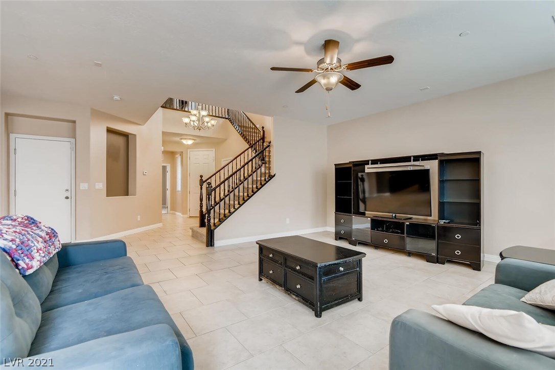 320 Summit Shadow Street Henderson, NV 89015 - Photo 5 of 49